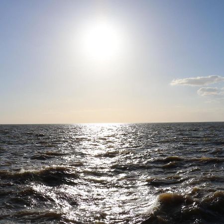 Flat 2, 4 St Edmund'S Terrace Daire Hunstanton Dış mekan fotoğraf