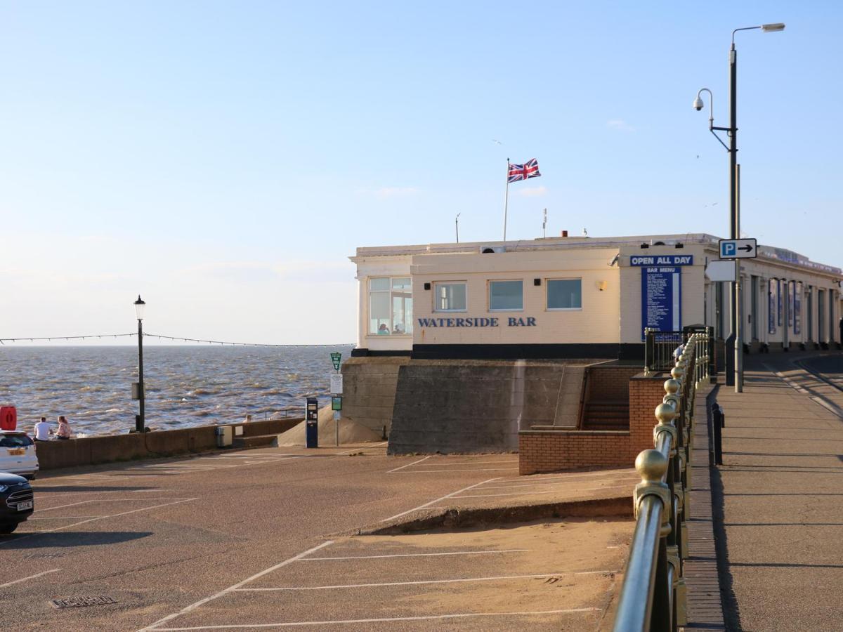 Flat 2, 4 St Edmund'S Terrace Daire Hunstanton Dış mekan fotoğraf